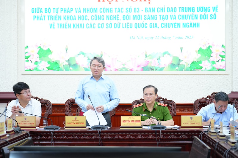 Hội nghị triển khai các cơ sở dữ liệu quốc gia, chuyên ngành